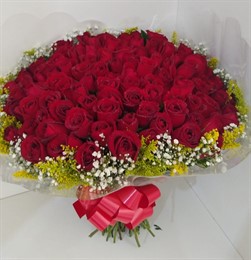 ESPETÁCULO de Bouquet 100 rosas vermelhas - MAIOR AMOR DO MUNDO!